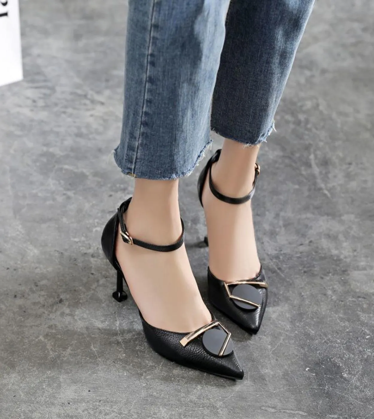 2022 Comfortable New Super Heel Sandals Ladies Platform Sandals Summer 2022 Bandage Chunky Heel Gladiator Sandals Party