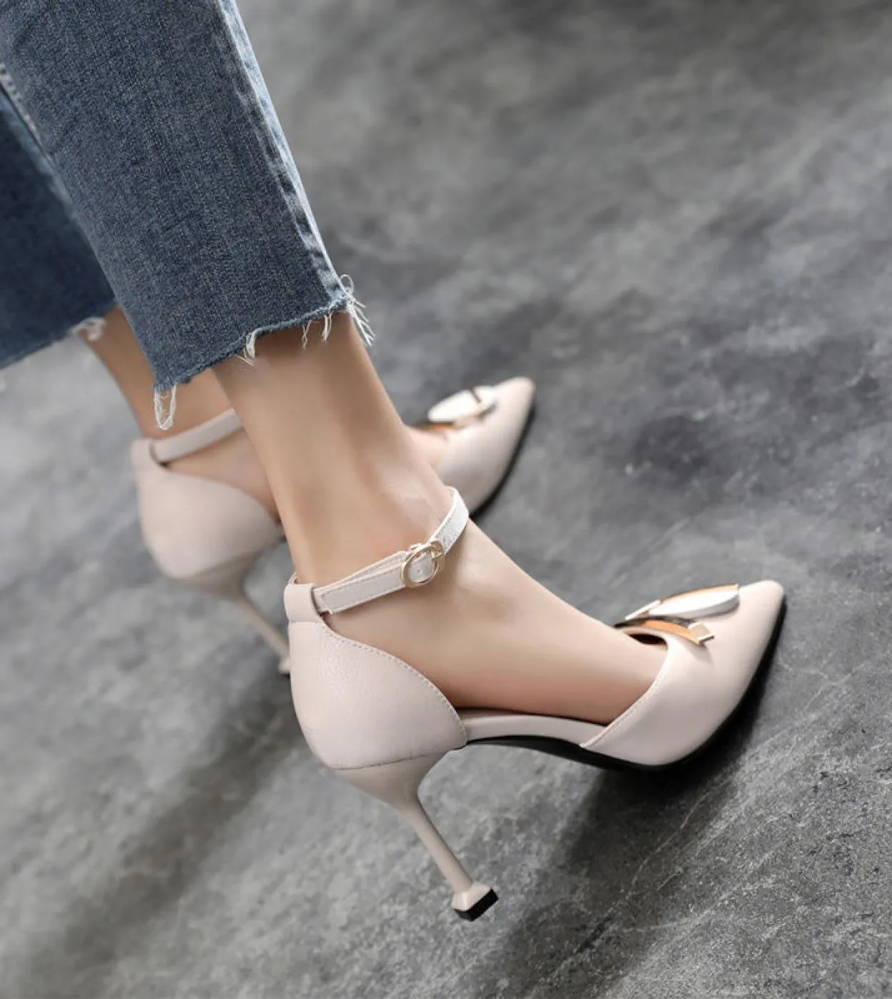 2022 Comfortable New Super Heel Sandals Ladies Platform Sandals Summer 2022 Bandage Chunky Heel Gladiator Sandals Party