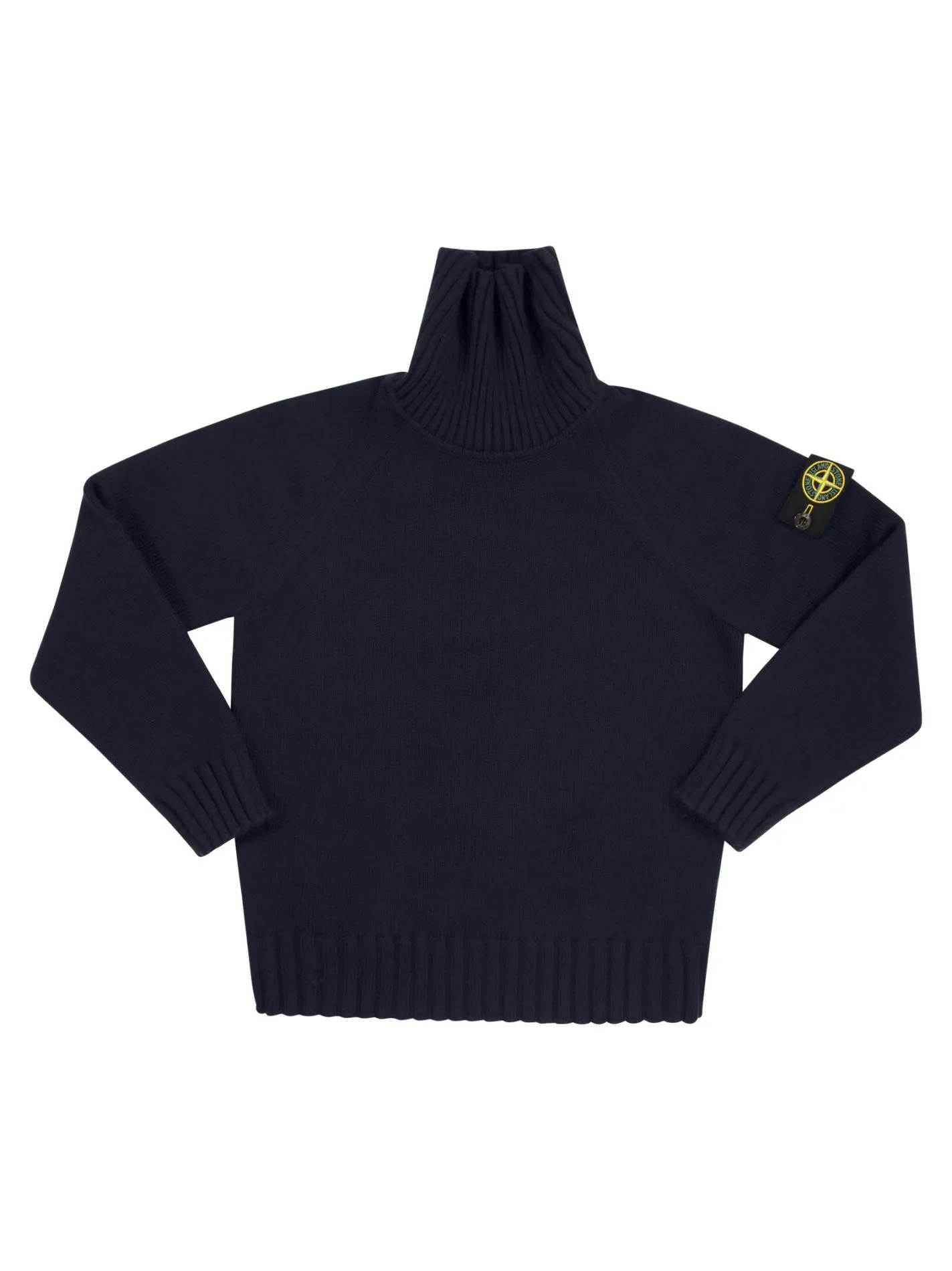 Maglione a collo alto e badge sulla spalla