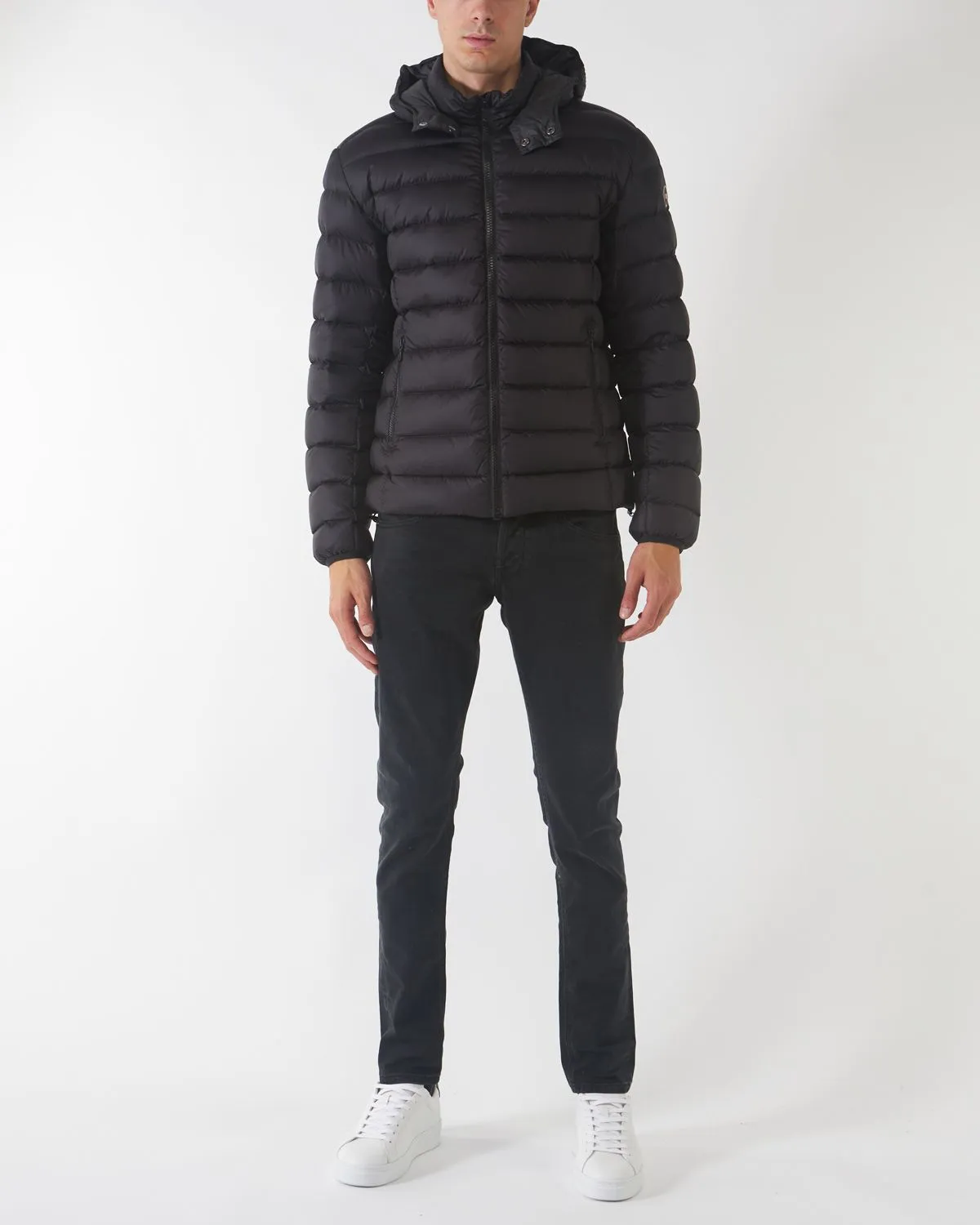 Piumino Concrete Nero con Cappuccio