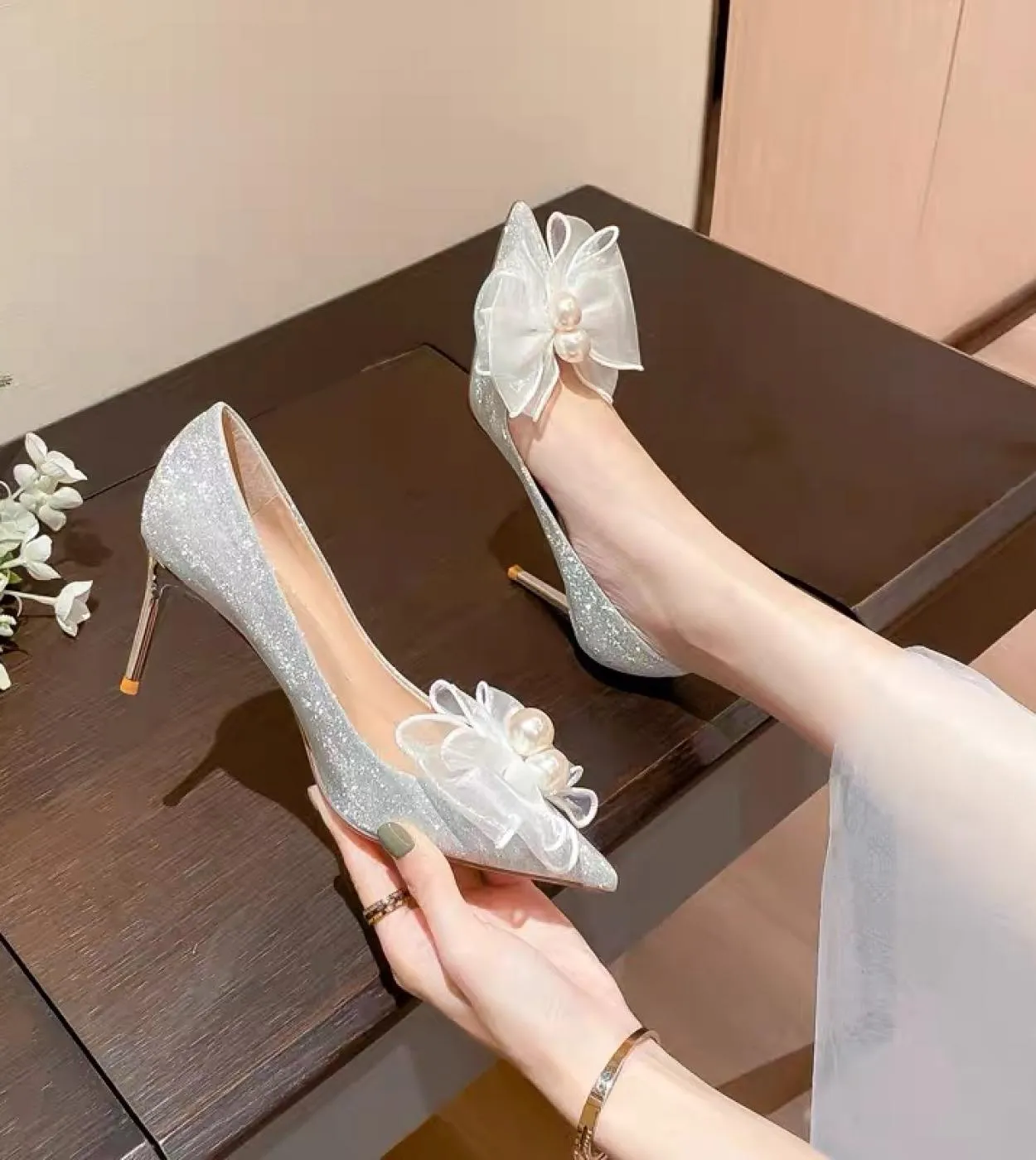 Scarpe da sposa eleganti Scarpe da sposa da donna Scarpe da sposa con fiocco di perle Scarpe da sposa da donna