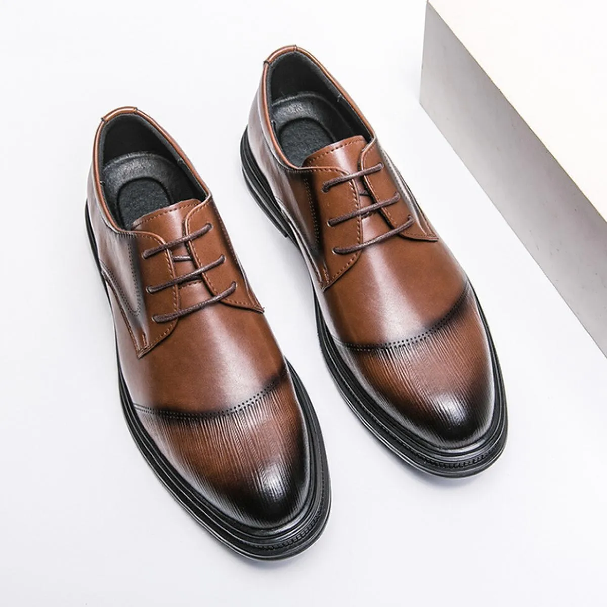 Scarpe derby da uomo in vera pelle per uomo Scarpe formali da uomo con punta tonda da lavoro marrone nero Spedizione gratuita Ta