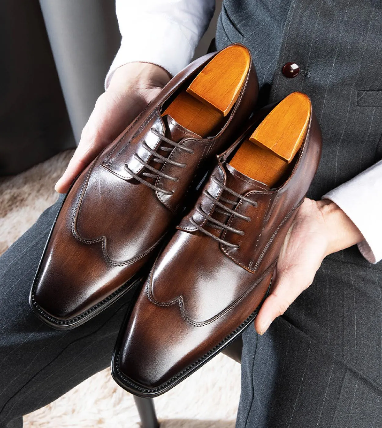 Scarpe derby formali in pelle da uomo Luxury Genuine Leather Fashion 2023 Brand New Style Brogues Scarpe sociali per uomo Free S