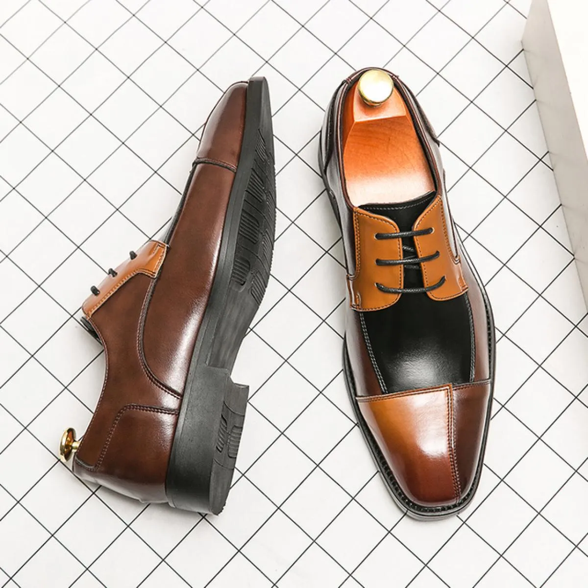 Scarpe derby giornaliere da uomo in PU impiombato colore misto scarpe eleganti da lavoro stringate comode classiche di grandi di
