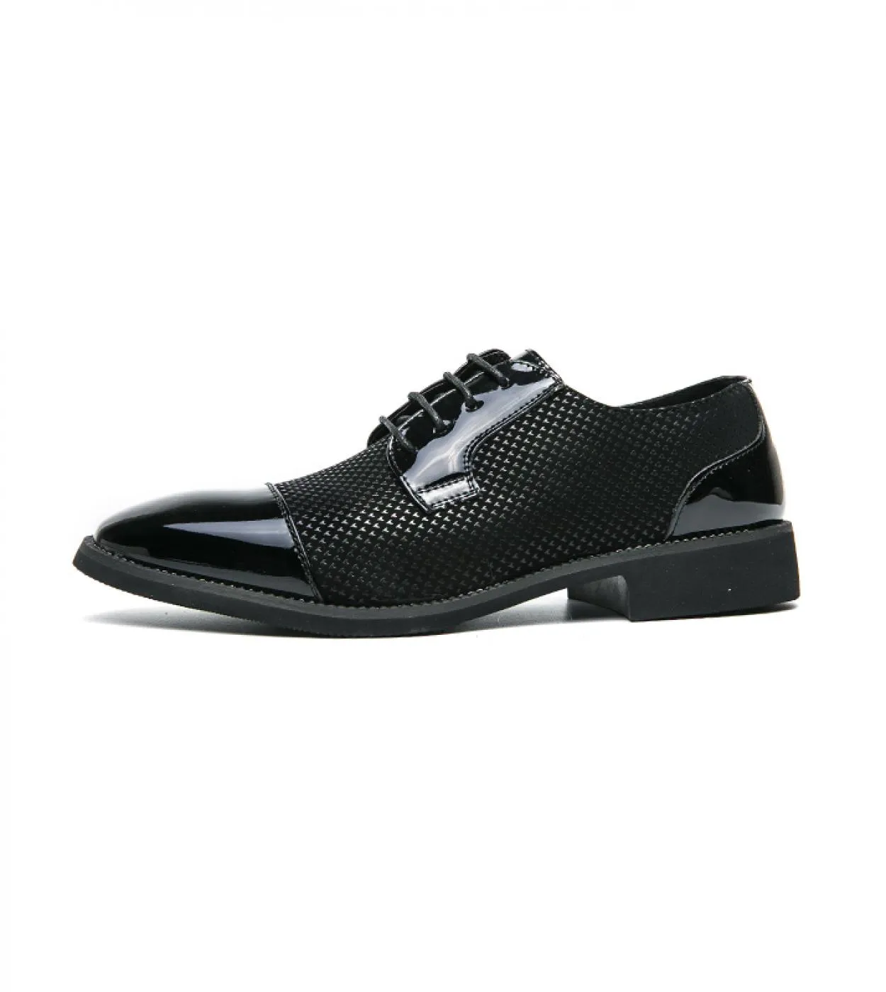 Scarpe derby Scarpe da uomo Personalità britannica Trama Cuciture in pu Pizzo a punta di ala Moda Casual Festa di nozze Abito qu