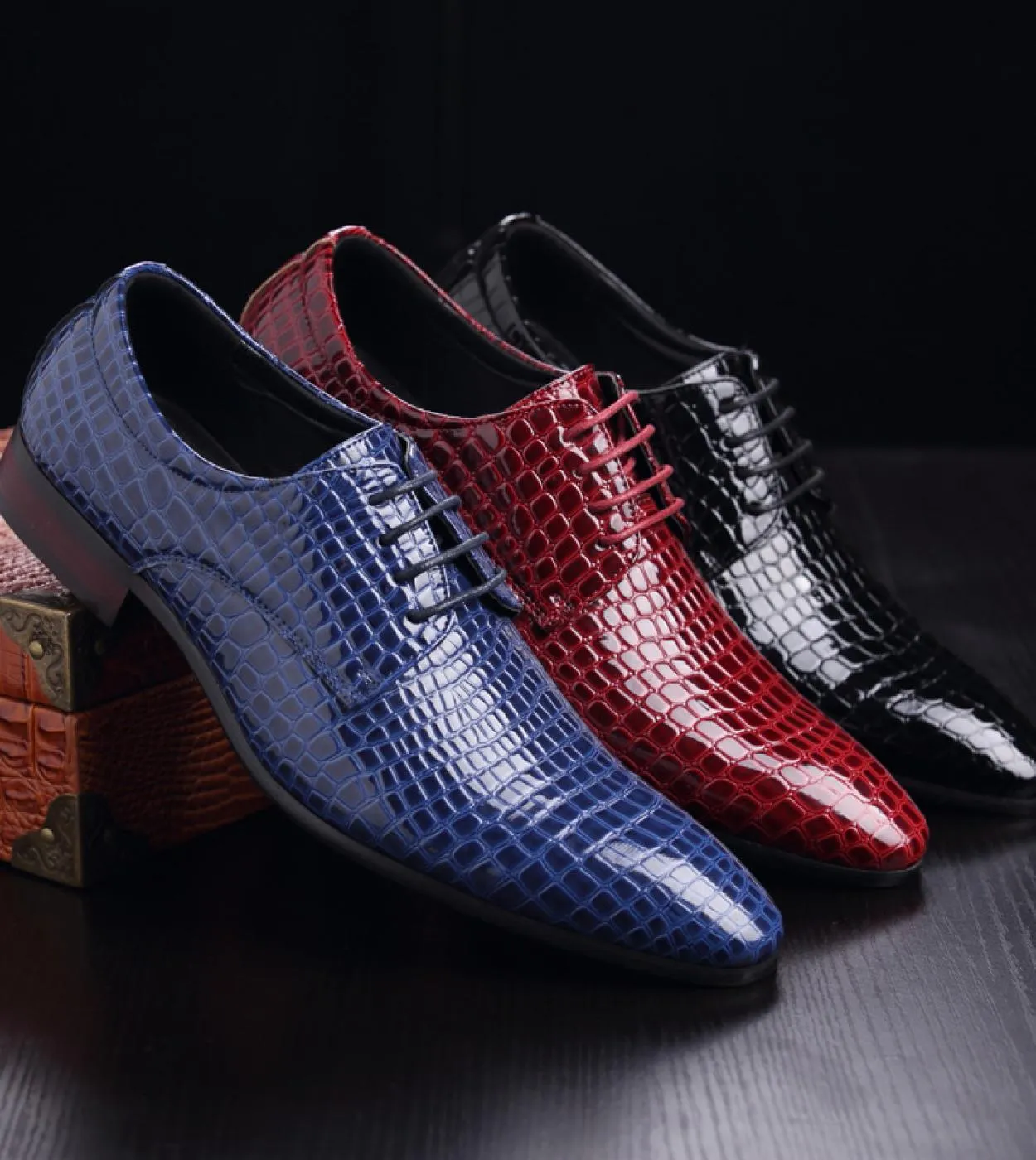 Scarpe derby Scarpe da uomo Pu tinta unita Fashion Business Casual Party Quotidiano Classico Modello serpente a punta Abito con