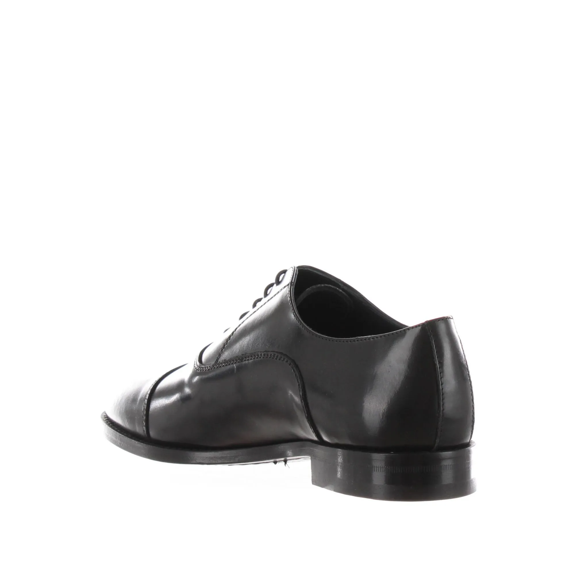 Stringata oxford in pelle spazzolata